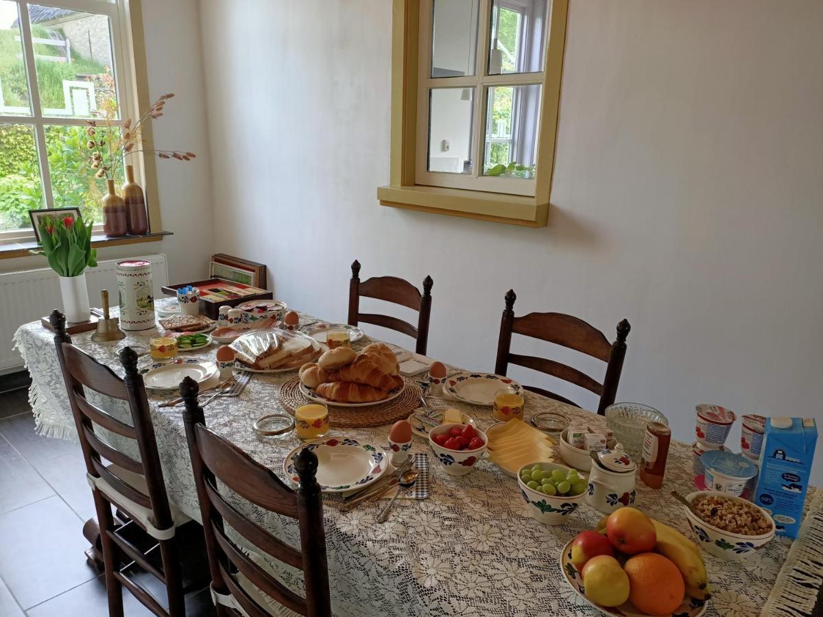 Bij De Friesche Poort Bed & Breakfast Буртанге Екстериор снимка