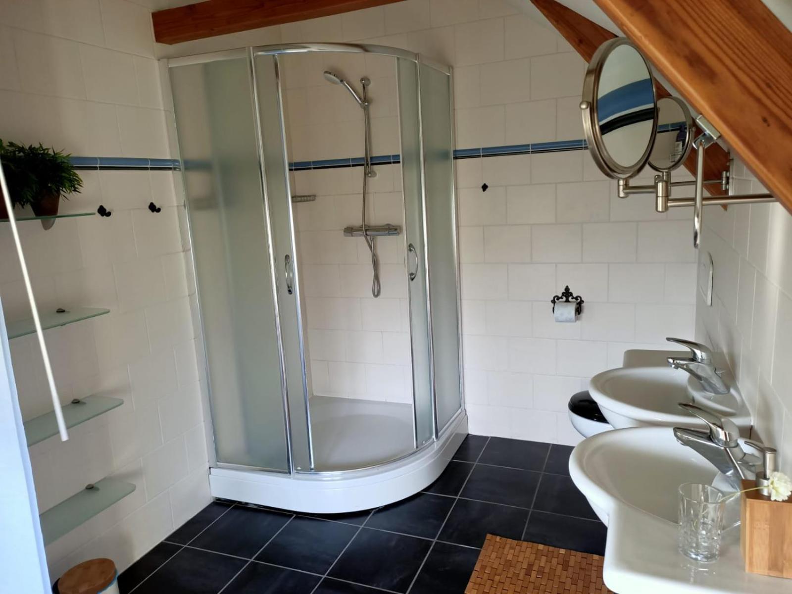 Bij De Friesche Poort Bed & Breakfast Буртанге Стая снимка